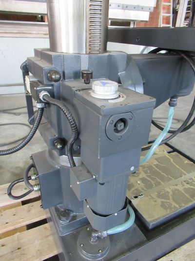Huvema HU 40 TI-4 - Drillingmachine
